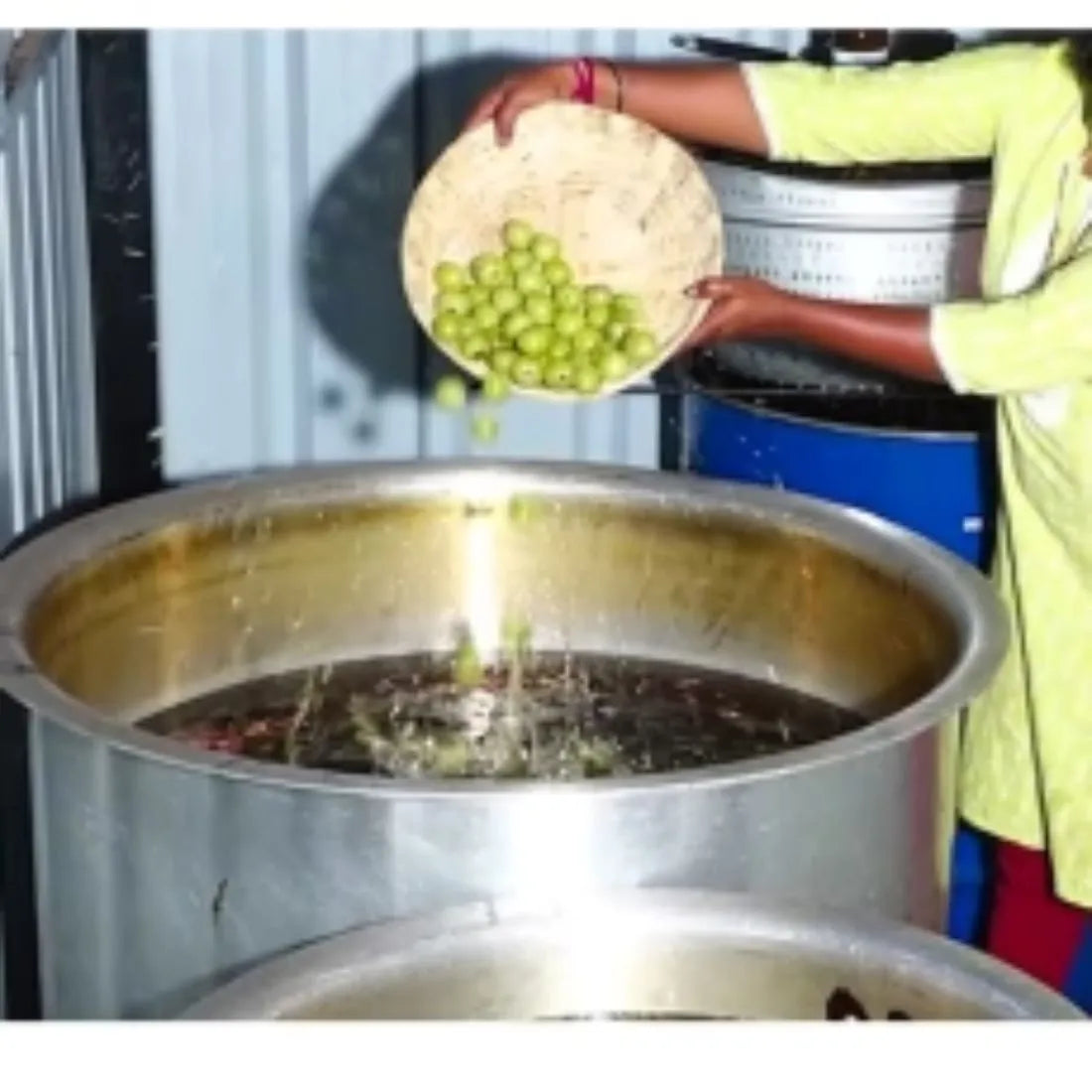 Adivasi Jeeva Sanjeevini Herbal Hair Growth oil - Ayurvedic Hair Growth Oil