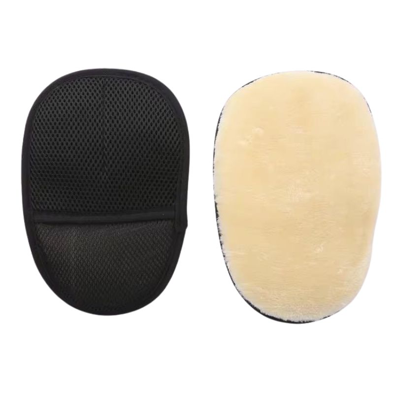 Microfiber Wool Soft Car Washing Glove – Gentle on Paint