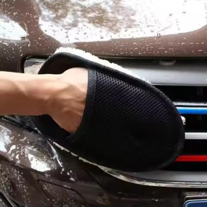 Microfiber Wool Soft Car Washing Glove – Gentle on Paint