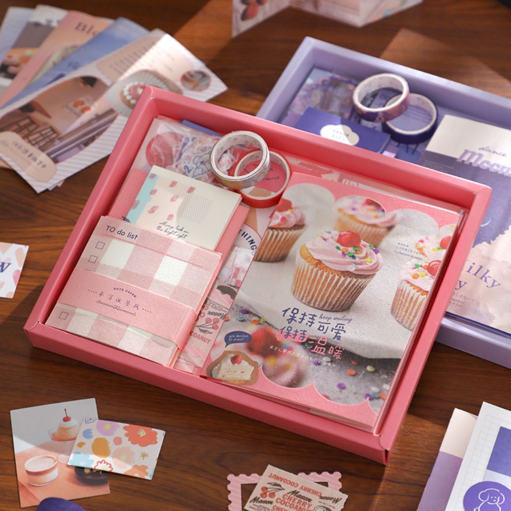 Creative Scrapbook Gift Box with Compartments