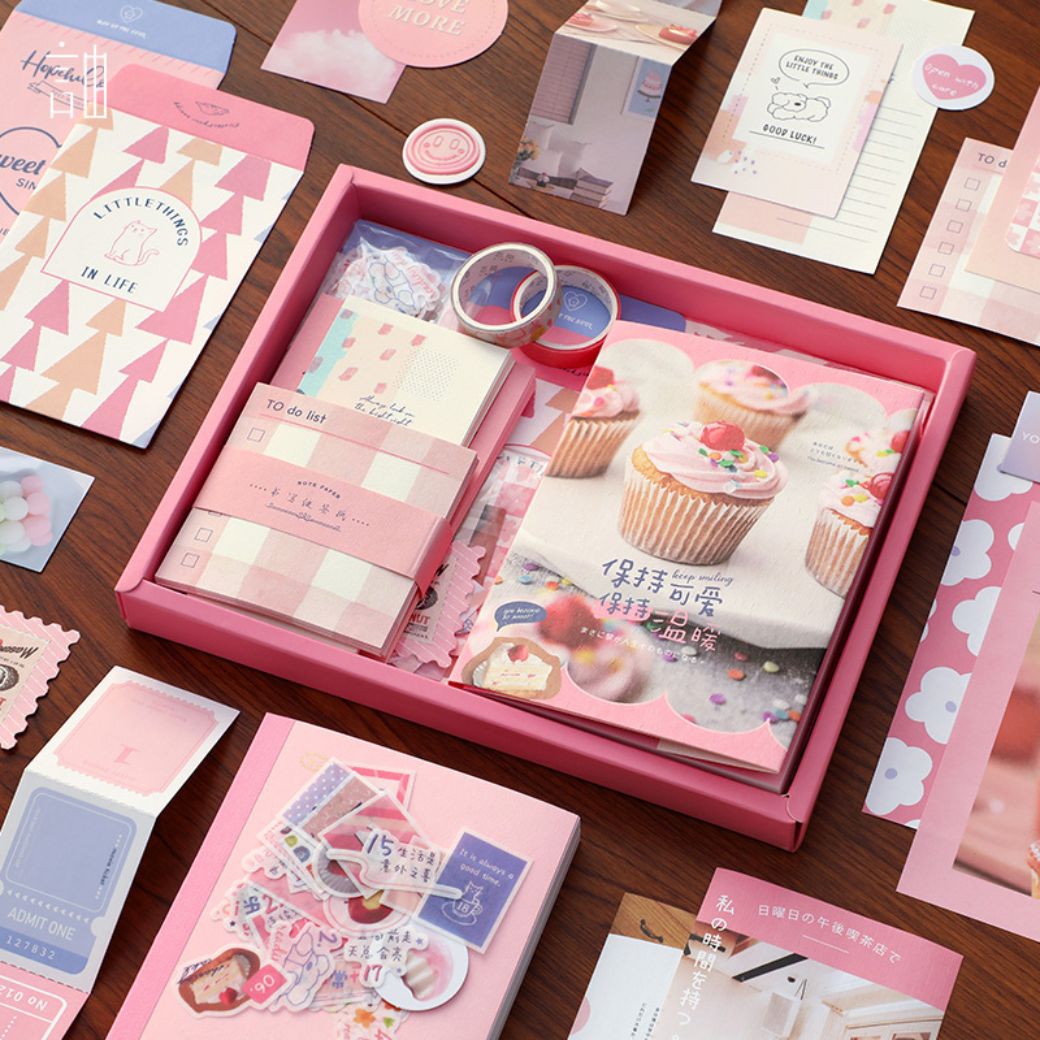 Creative Scrapbook Gift Box with Compartments