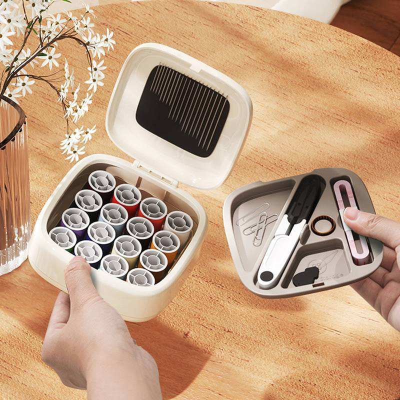 Mini Magnetic Sewing Kit – Lightweight and Travel-Ready Craft Set
